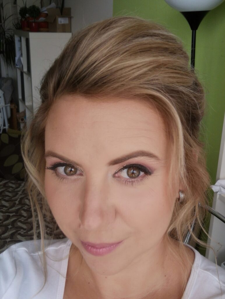 Tento obrázek nemá vyplněný atribut alt; název souboru je 265419384_10227249844768746_7719662247744288813_n-1-772x1024.jpg.